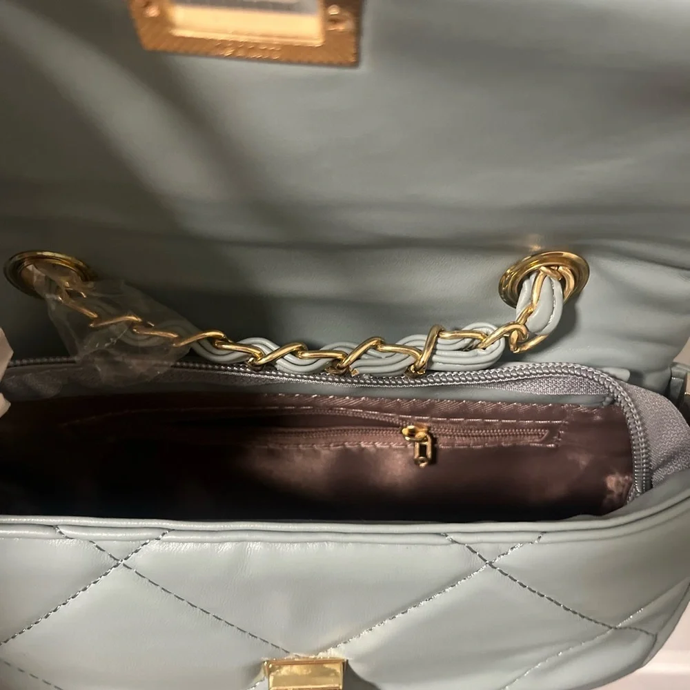 New Dusty Blue Rectangular Quilted Chain Strap Clasp Bag - Picture 7 of 8